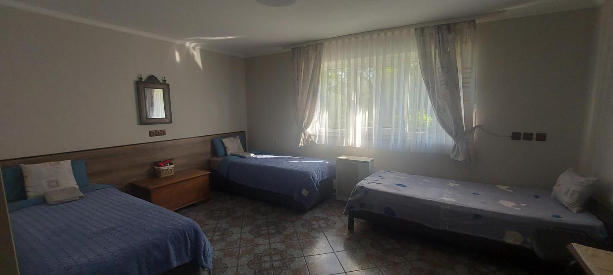 Guest House Marketti 维诺吉拉季夫 外观 照片